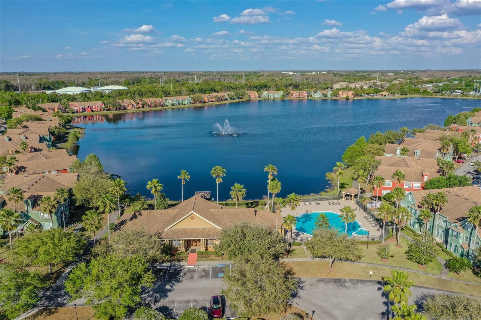 9118 LAKE CHASE ISLAND WAY #9118, TAMPA, FL, 33626