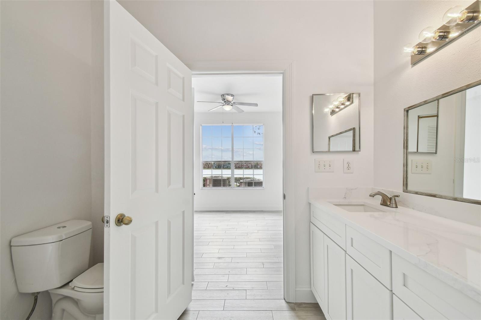 9118 LAKE CHASE ISLAND WAY #9118, TAMPA, FL, 33626