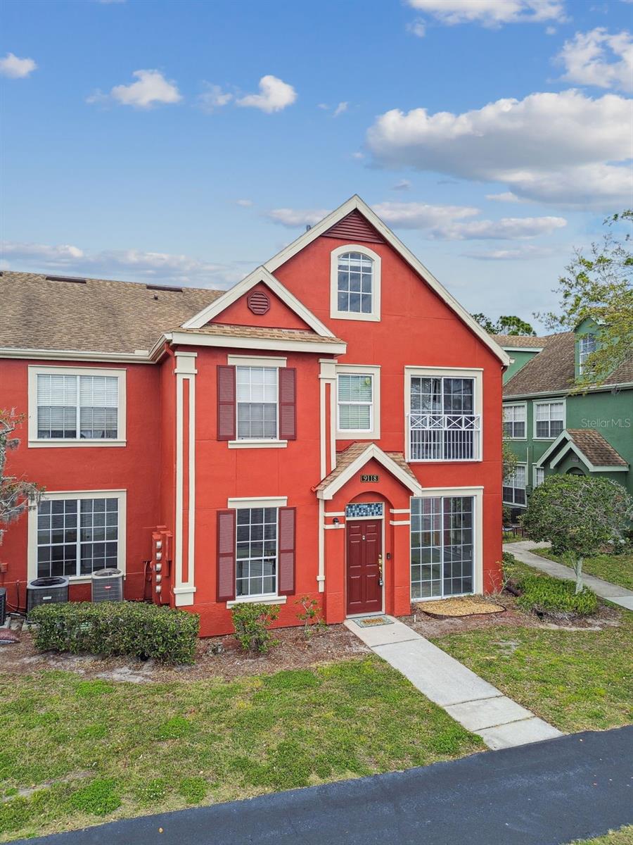 9118 LAKE CHASE ISLAND WAY #9118, TAMPA, FL, 33626