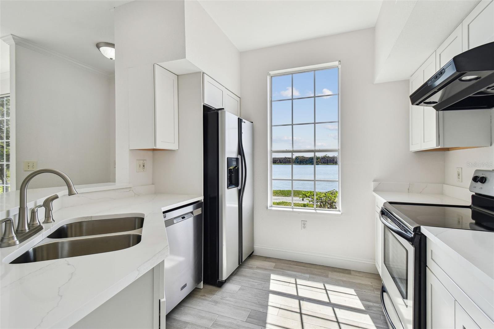 9118 LAKE CHASE ISLAND WAY #9118, TAMPA, FL, 33626