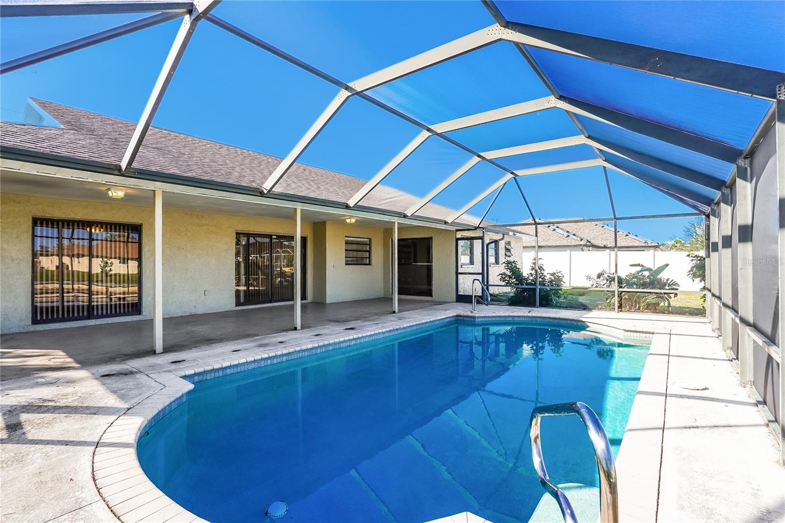 859 SW 15TH TER, CAPE CORAL, FL, 33991