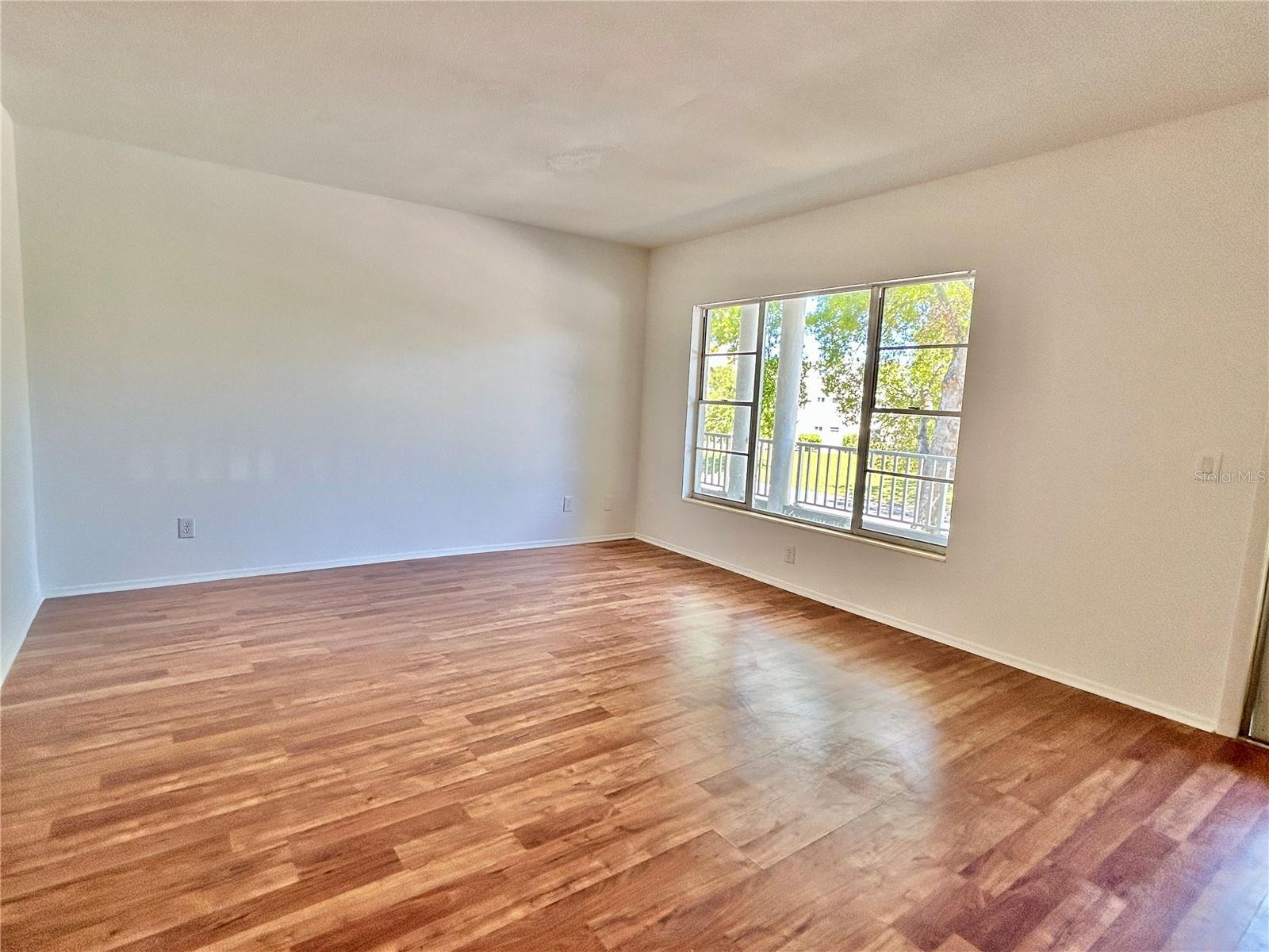 2100 WORLD PARKWAY BLVD #50, CLEARWATER, FL, 33763