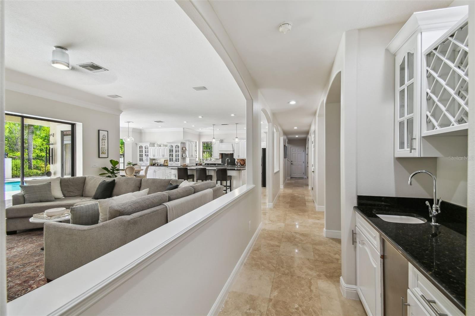 17003 MADRES DE AVILA, TAMPA, FL, 33613