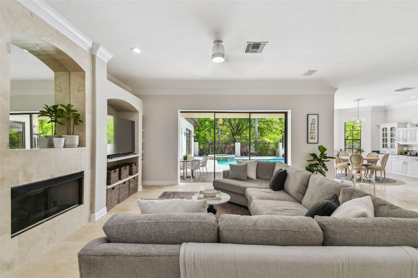 17003 MADRES DE AVILA, TAMPA, FL, 33613