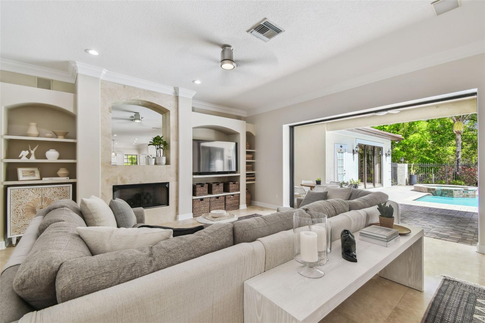 17003 MADRES DE AVILA, TAMPA, FL, 33613
