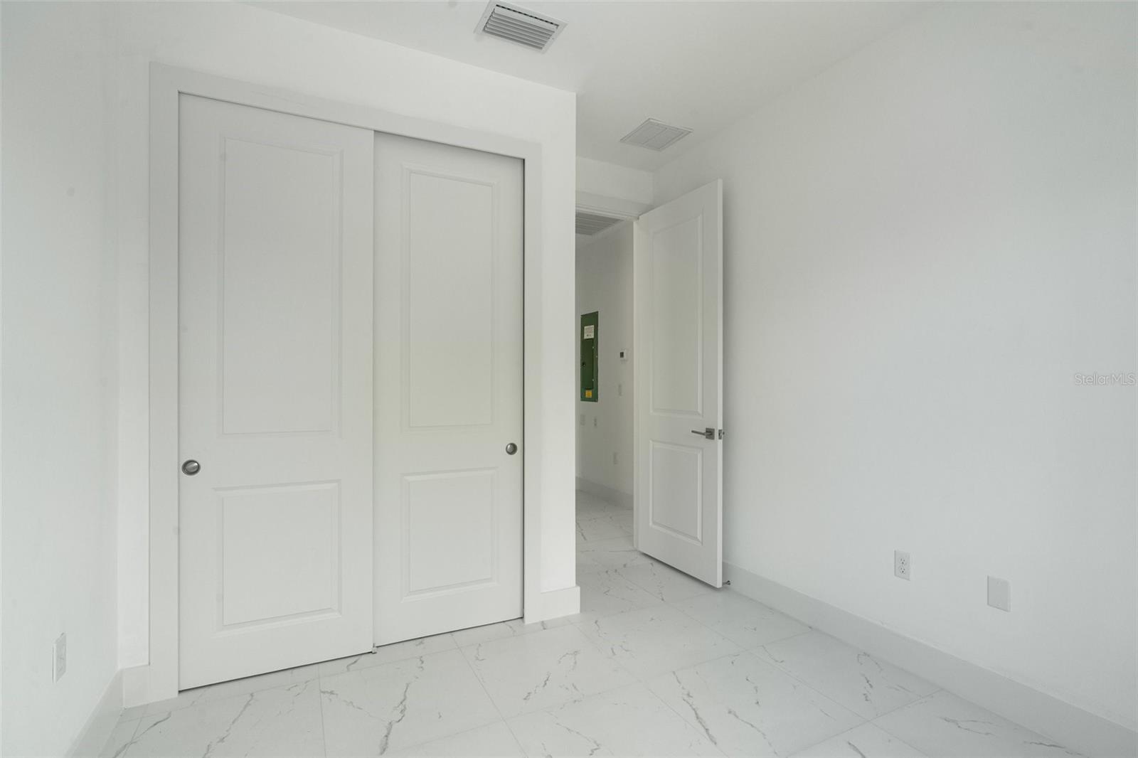 3005 GORDON AVE S, LEHIGH ACRES, FL, 33973