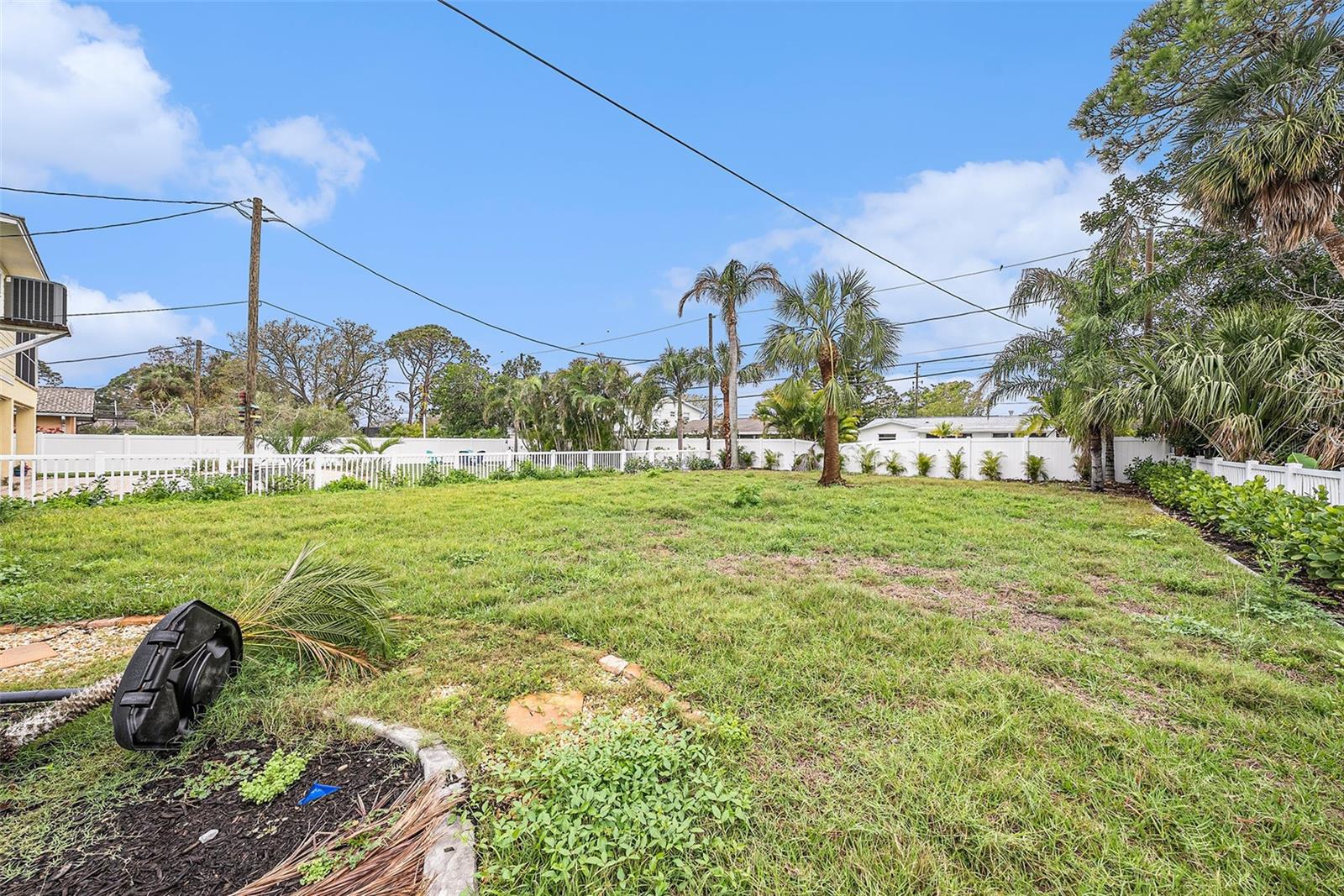 5426 VENETIAN BLVD NE, ST PETERSBURG, FL, 33703