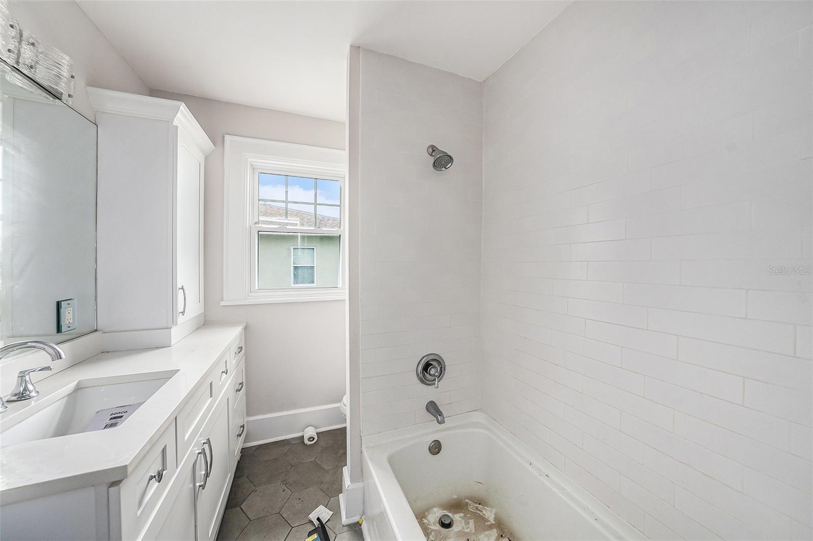 5426 VENETIAN BLVD NE, ST PETERSBURG, FL, 33703