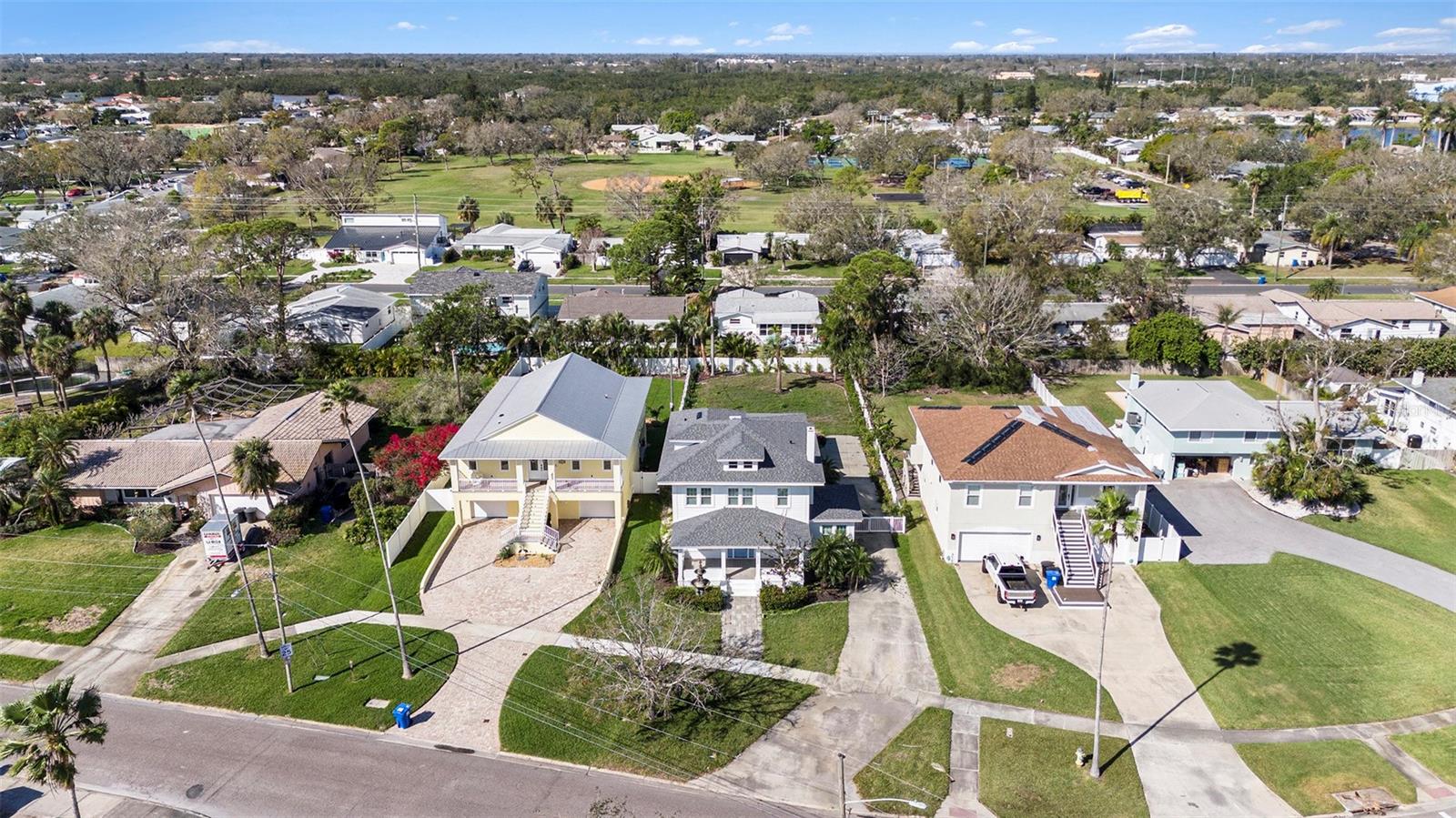 5426 VENETIAN BLVD NE, ST PETERSBURG, FL, 33703