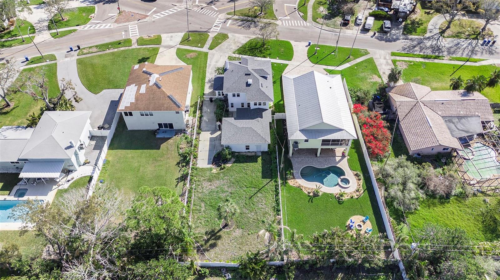 5426 VENETIAN BLVD NE, ST PETERSBURG, FL, 33703