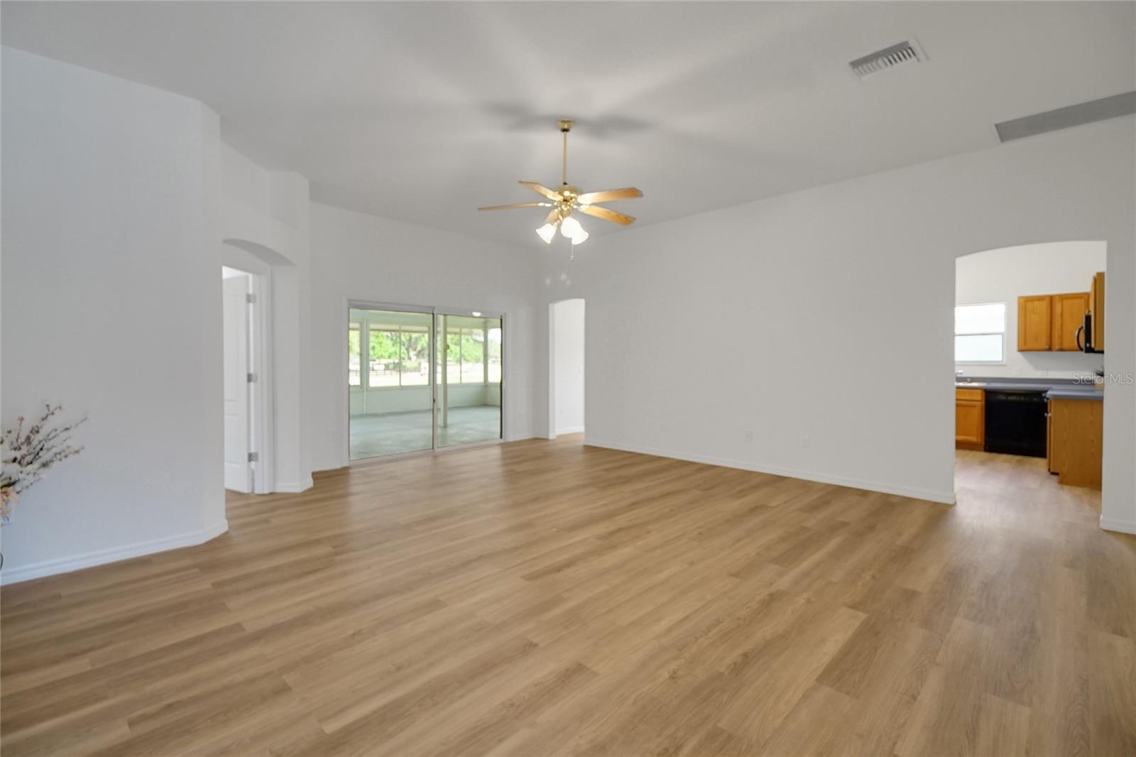 2433 TAMARINDO DR, THE VILLAGES, FL, 32162