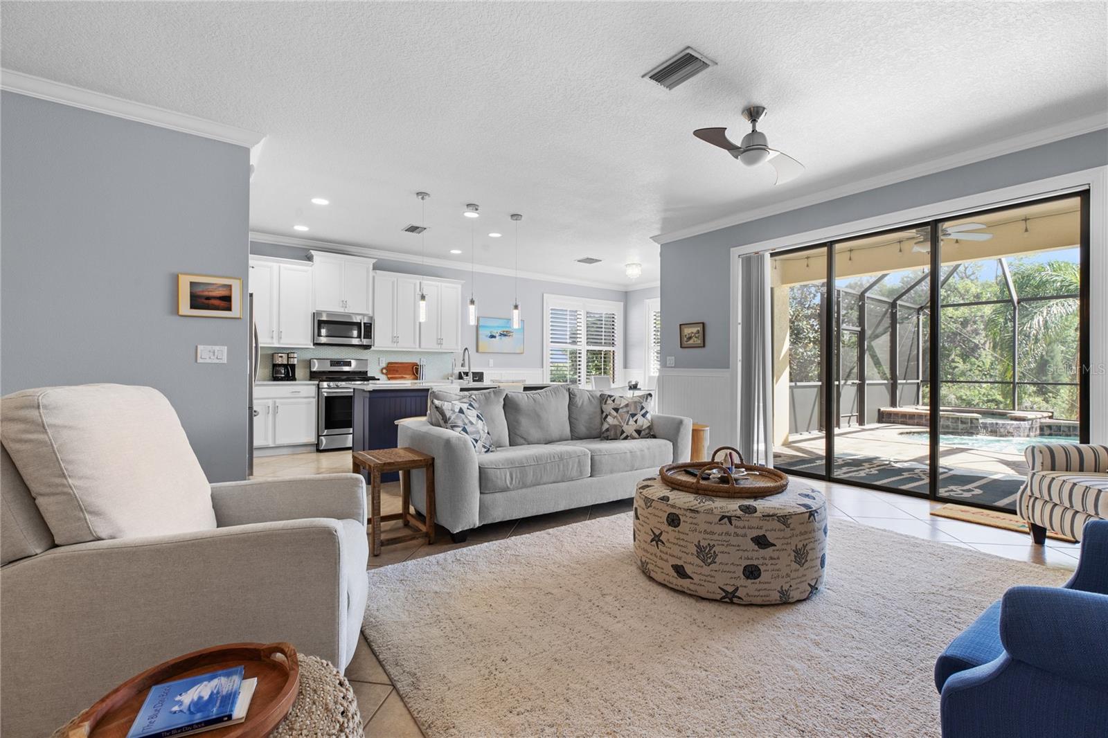 342 CEDAR FALLS DR, APOLLO BEACH, FL, 33572