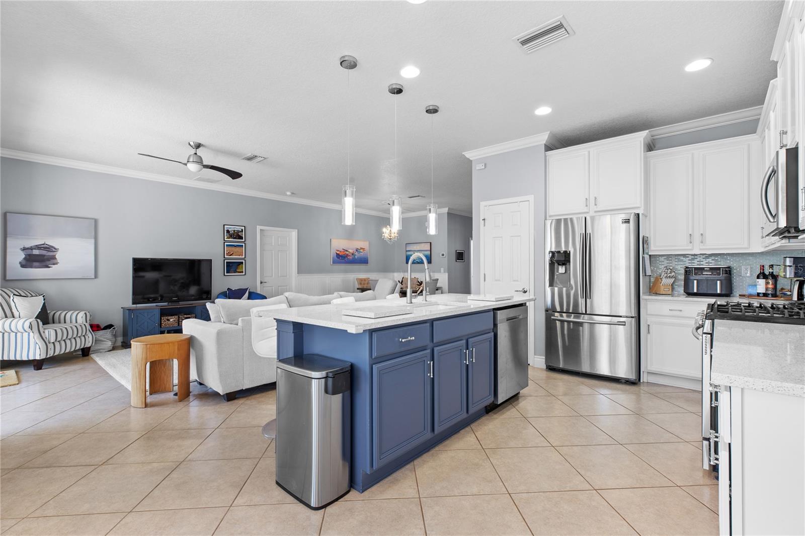 342 CEDAR FALLS DR, APOLLO BEACH, FL, 33572
