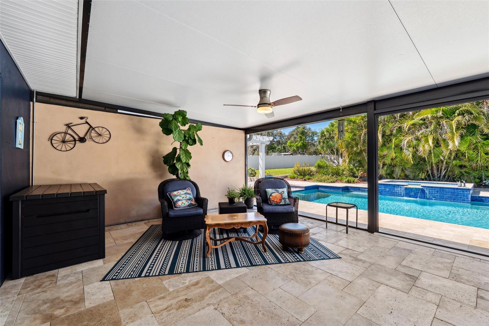 319 S GLEN ARVEN AVE, TEMPLE TERRACE, FL, 33617