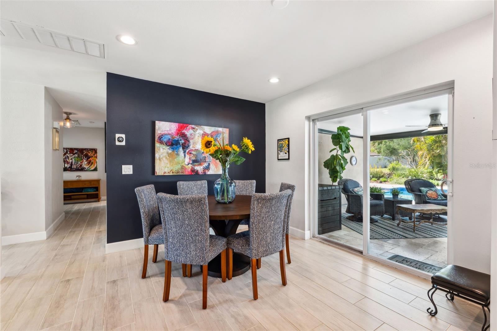 319 S GLEN ARVEN AVE, TEMPLE TERRACE, FL, 33617
