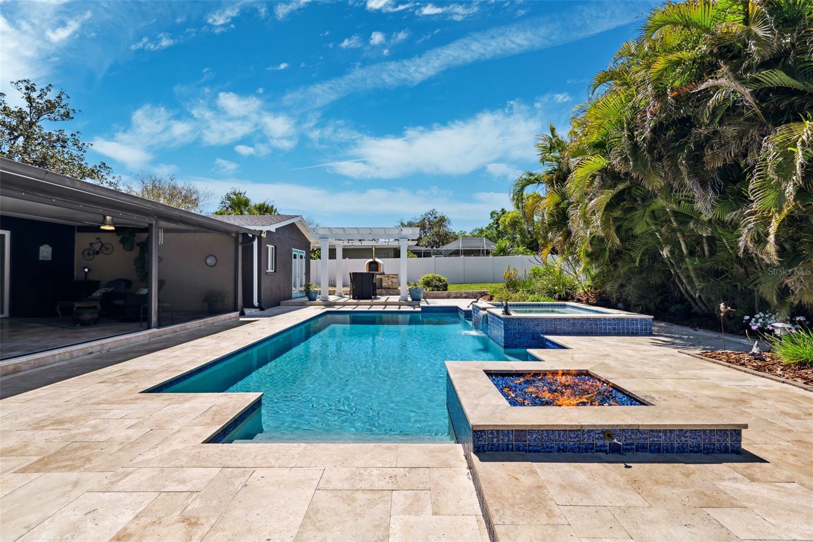 319 S GLEN ARVEN AVE, TEMPLE TERRACE, FL, 33617