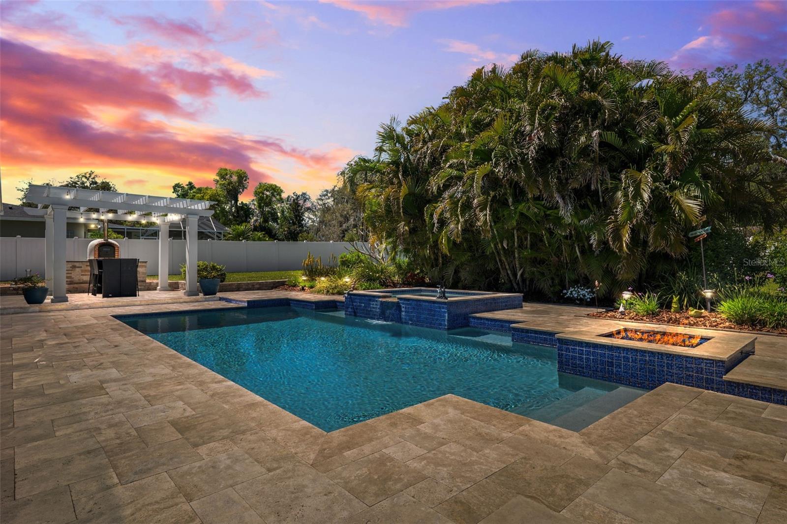 319 S GLEN ARVEN AVE, TEMPLE TERRACE, FL, 33617