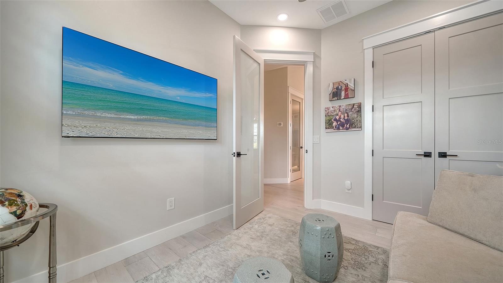 5930 BRIARWOOD AVE, SARASOTA, FL, 34231