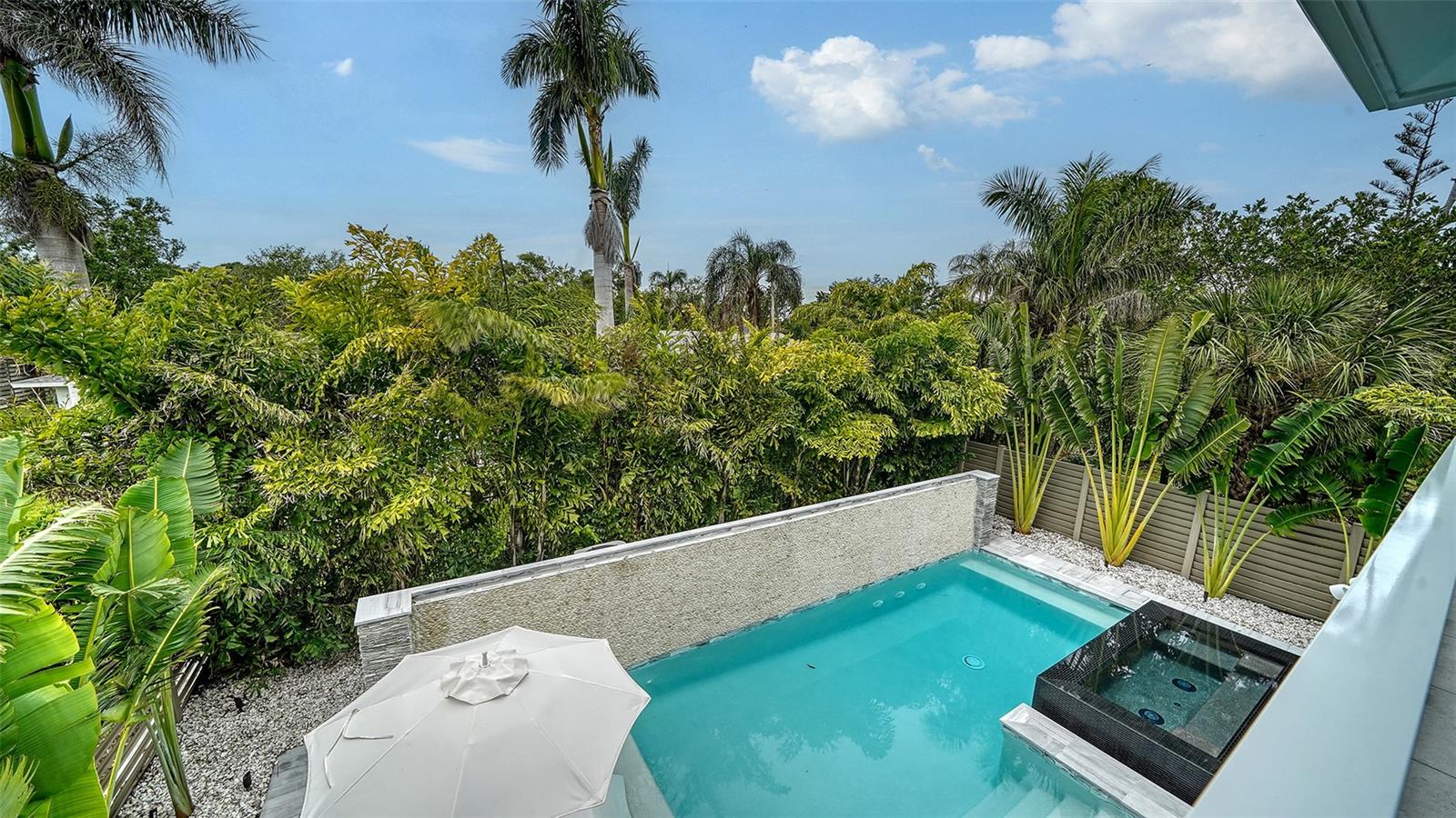 5930 BRIARWOOD AVE, SARASOTA, FL, 34231