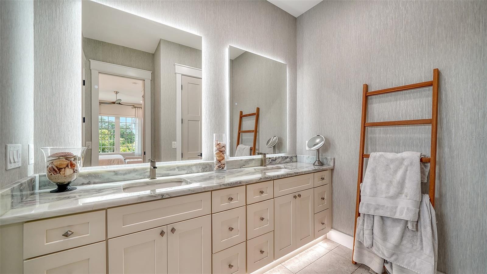 5930 BRIARWOOD AVE, SARASOTA, FL, 34231