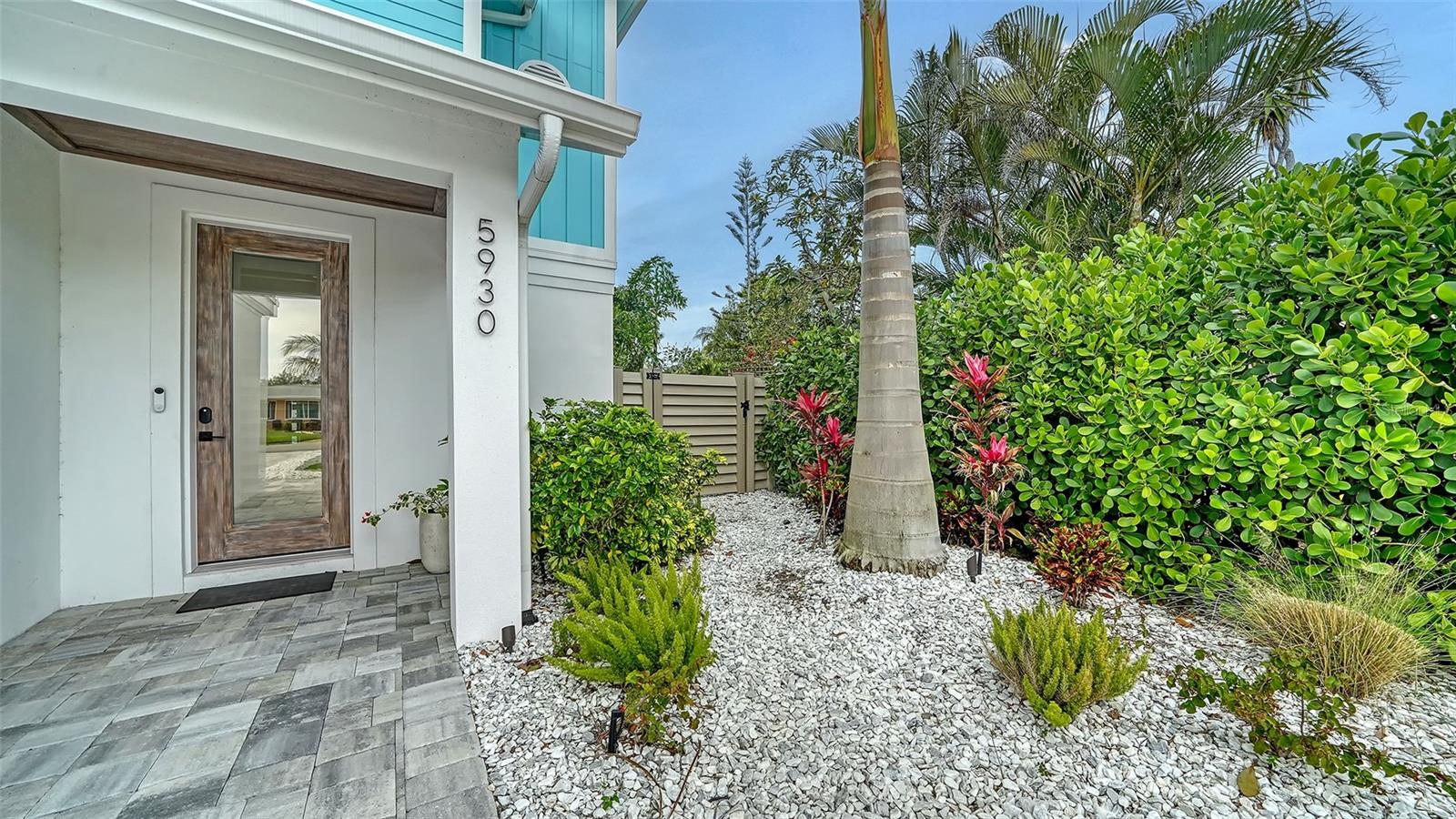 5930 BRIARWOOD AVE, SARASOTA, FL, 34231