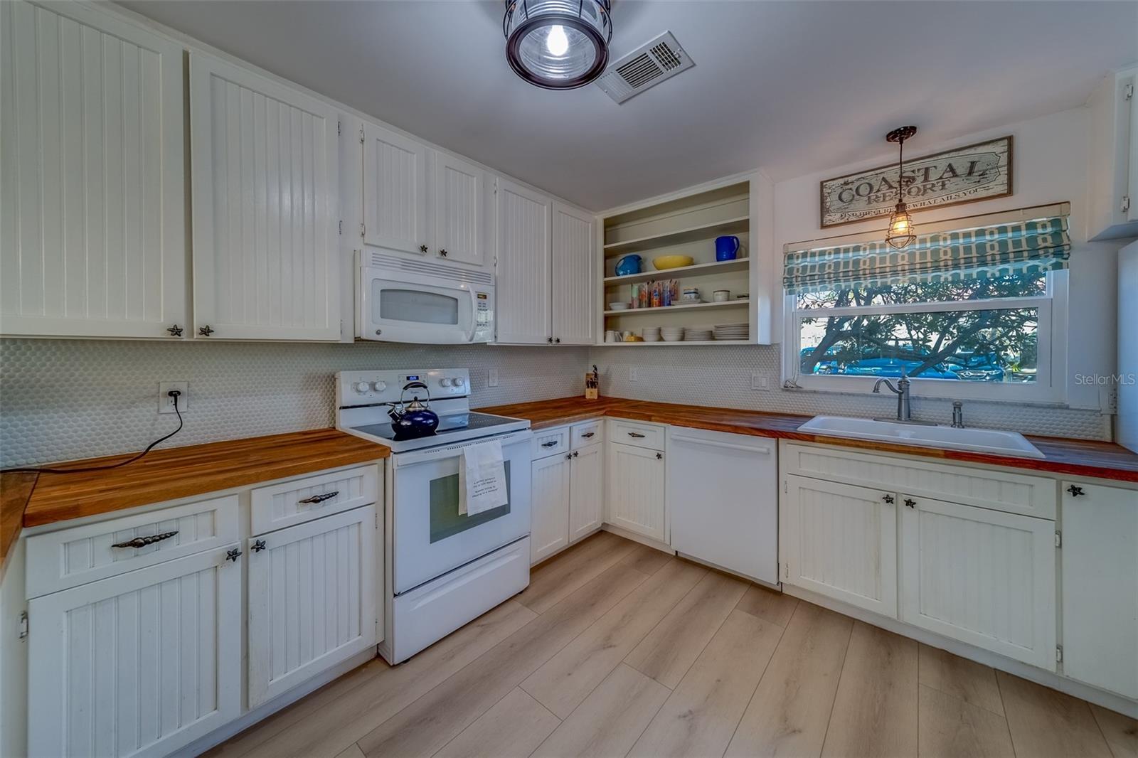 2700 BAYSHORE BLVD #1E, DUNEDIN, FL, 34698