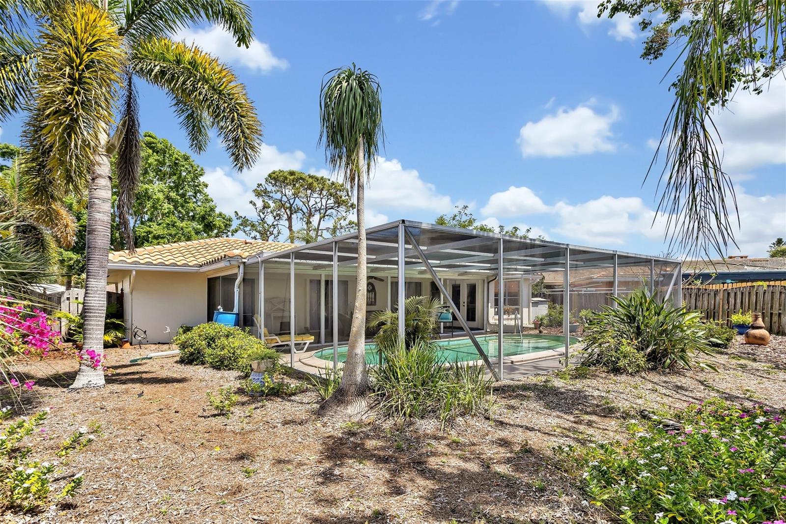 A4645626 Property Photo