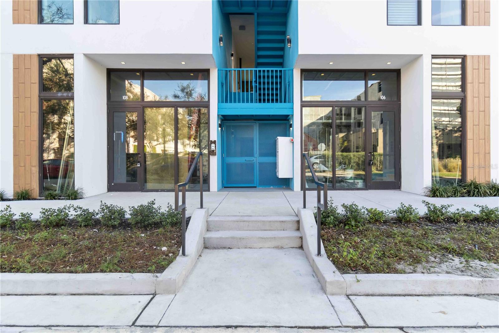 1558 4TH ST #208, SARASOTA, FL, 34236