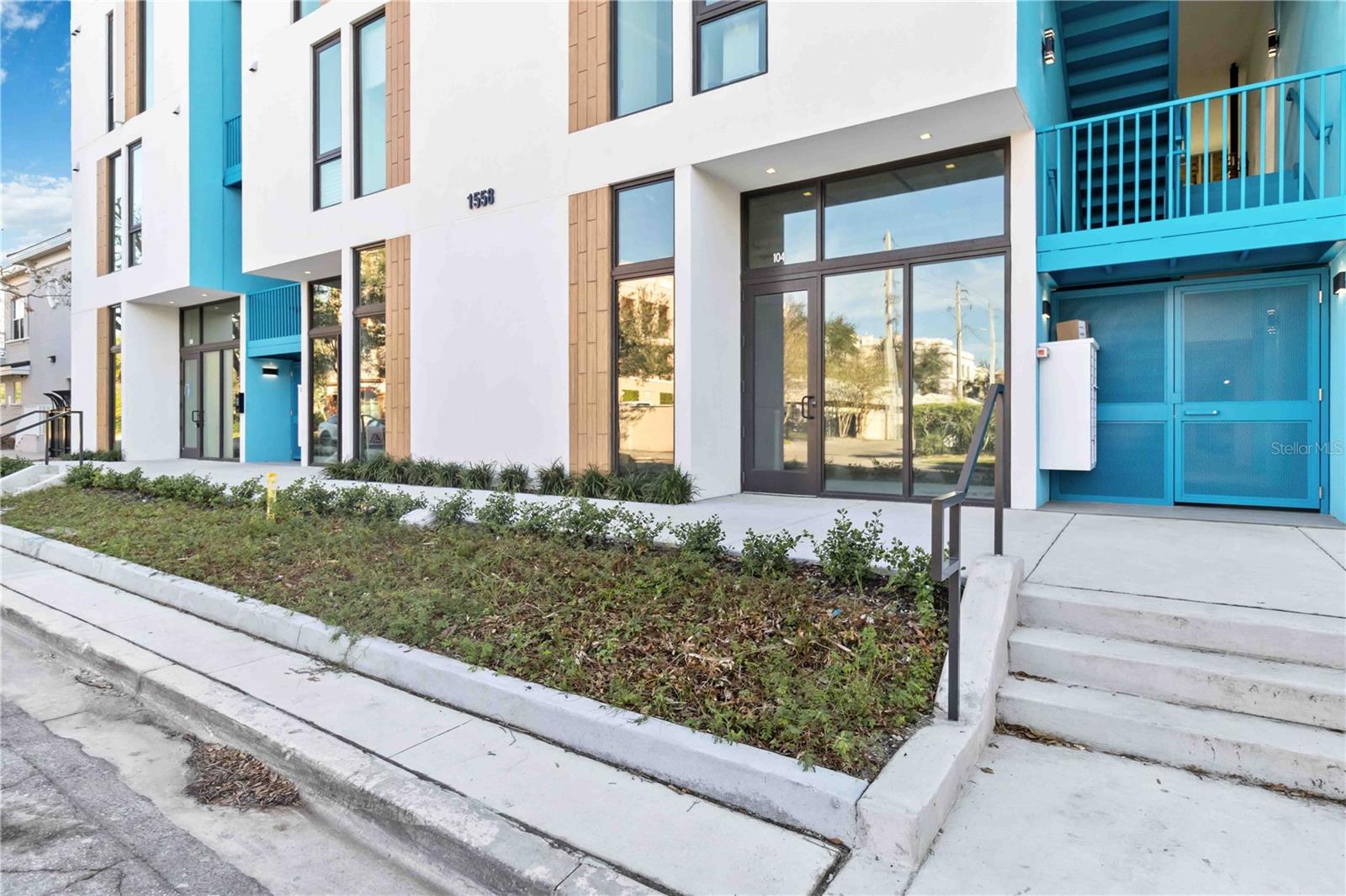 1558 4TH ST #208, SARASOTA, FL, 34236