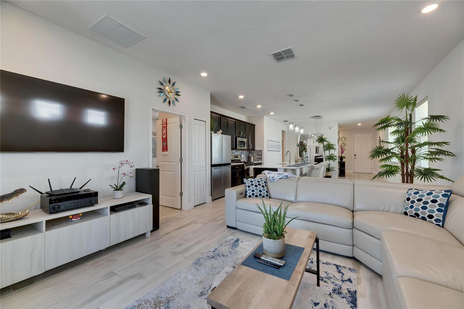 5236 WISHING ARCH DR, APOLLO BEACH, FL, 33572
