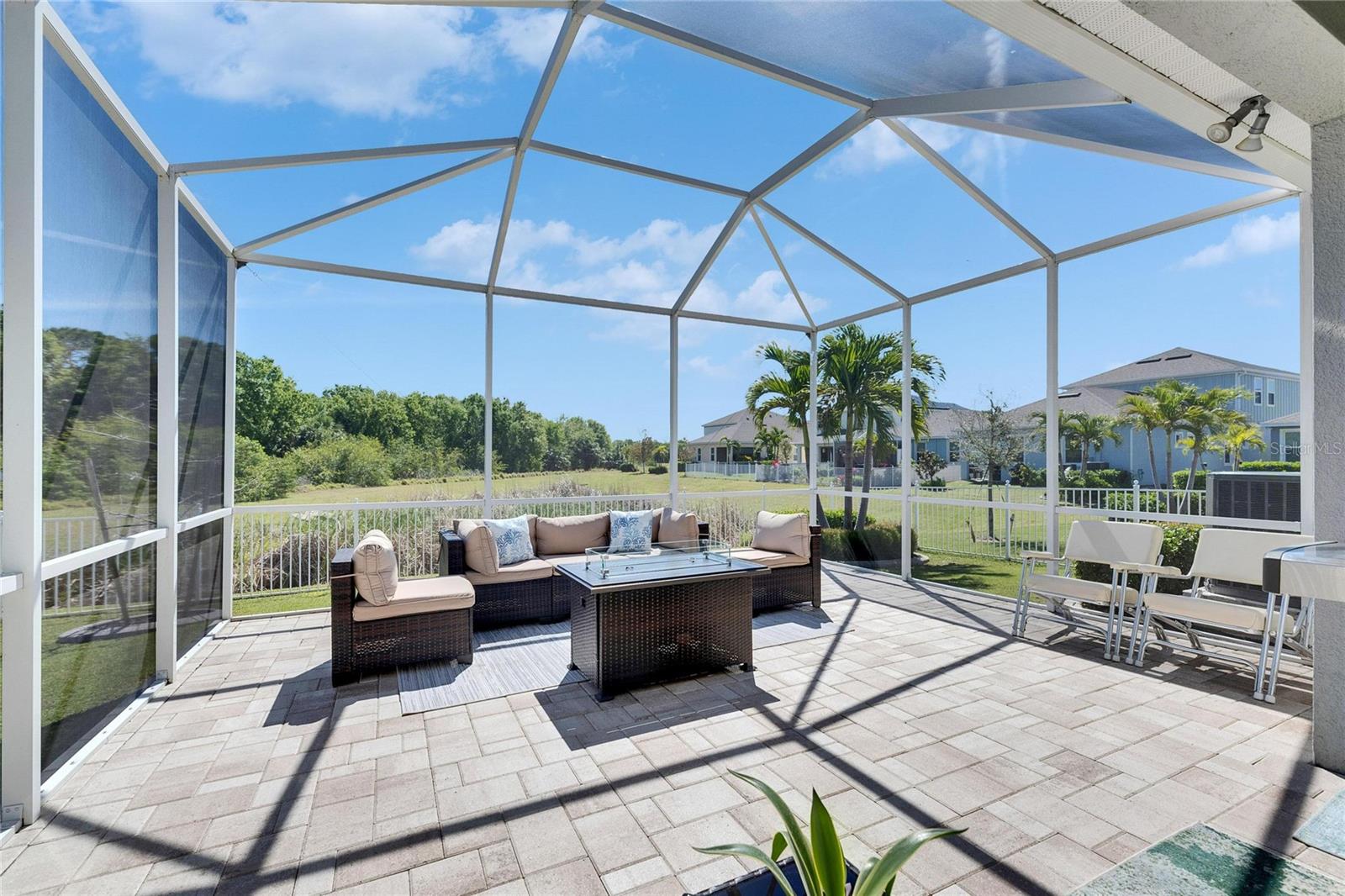 5236 WISHING ARCH DR, APOLLO BEACH, FL, 33572