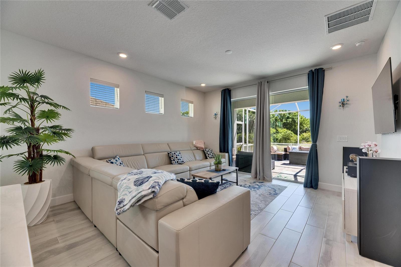 5236 WISHING ARCH DR, APOLLO BEACH, FL, 33572