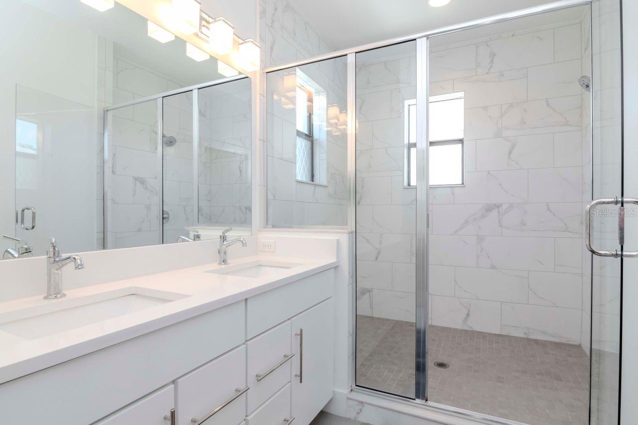 2511 N GRADY AVE #52, TAMPA, FL, 33607