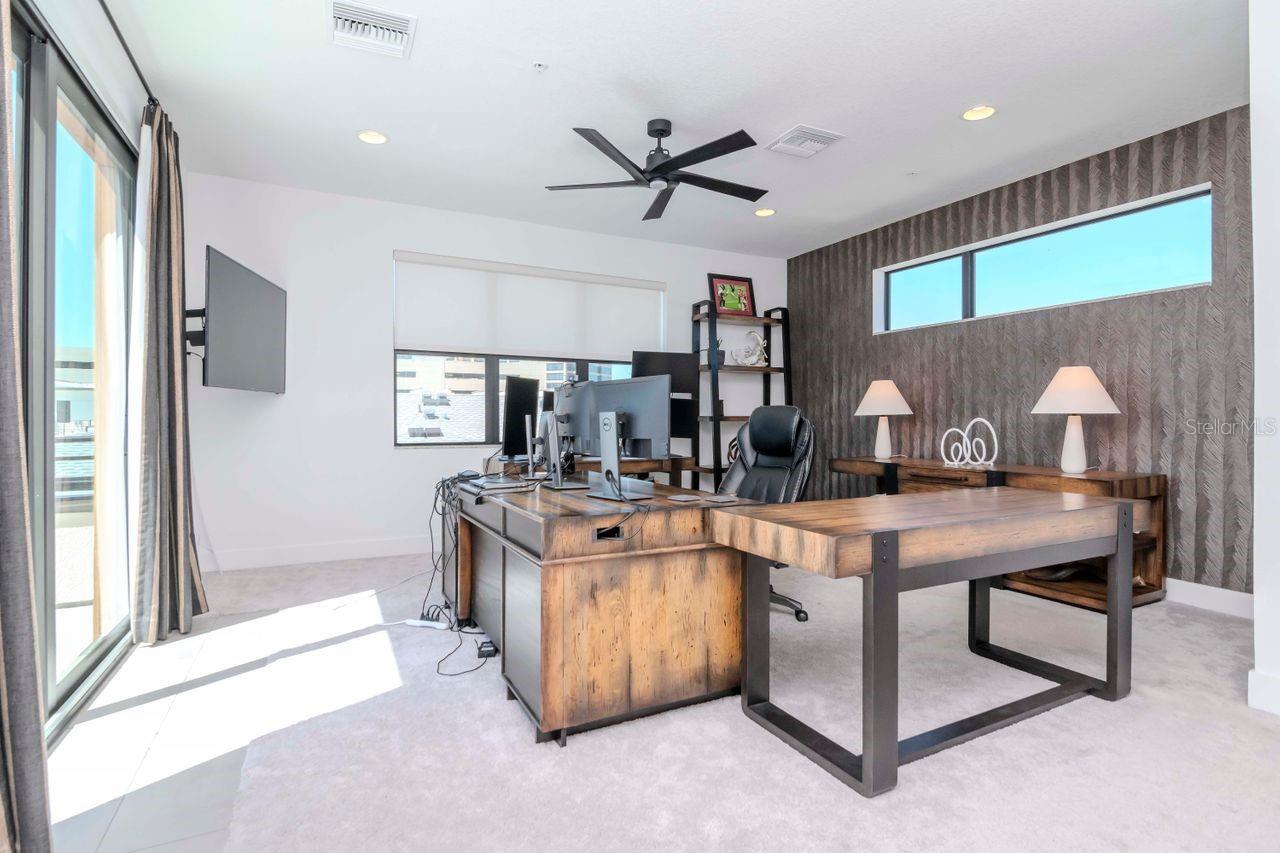2511 N GRADY AVE #52, TAMPA, FL, 33607
