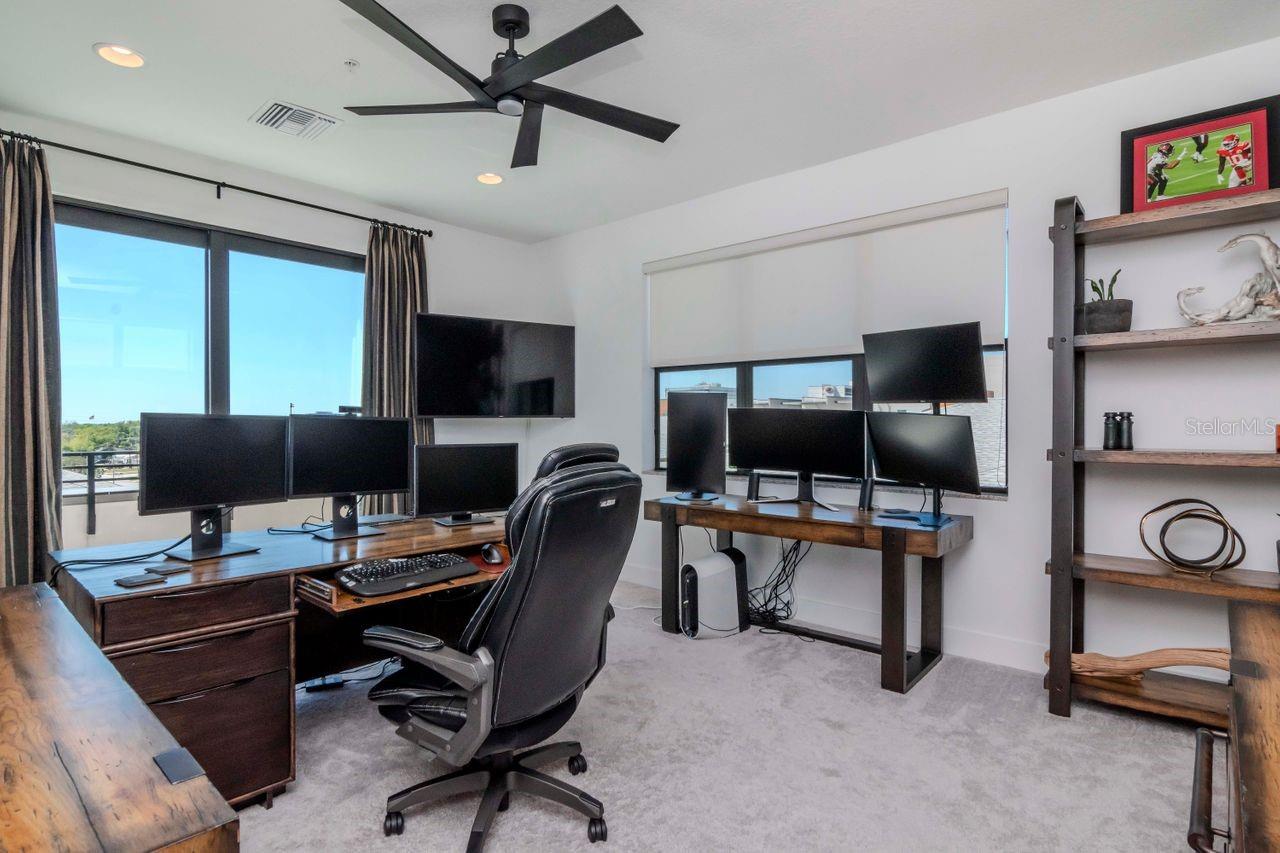 2511 N GRADY AVE #52, TAMPA, FL, 33607