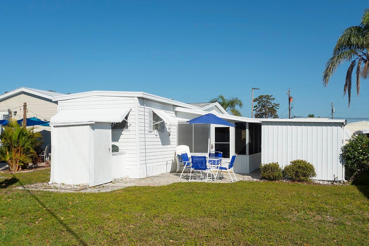 2042 DETROITER ST, SARASOTA, FL, 34231