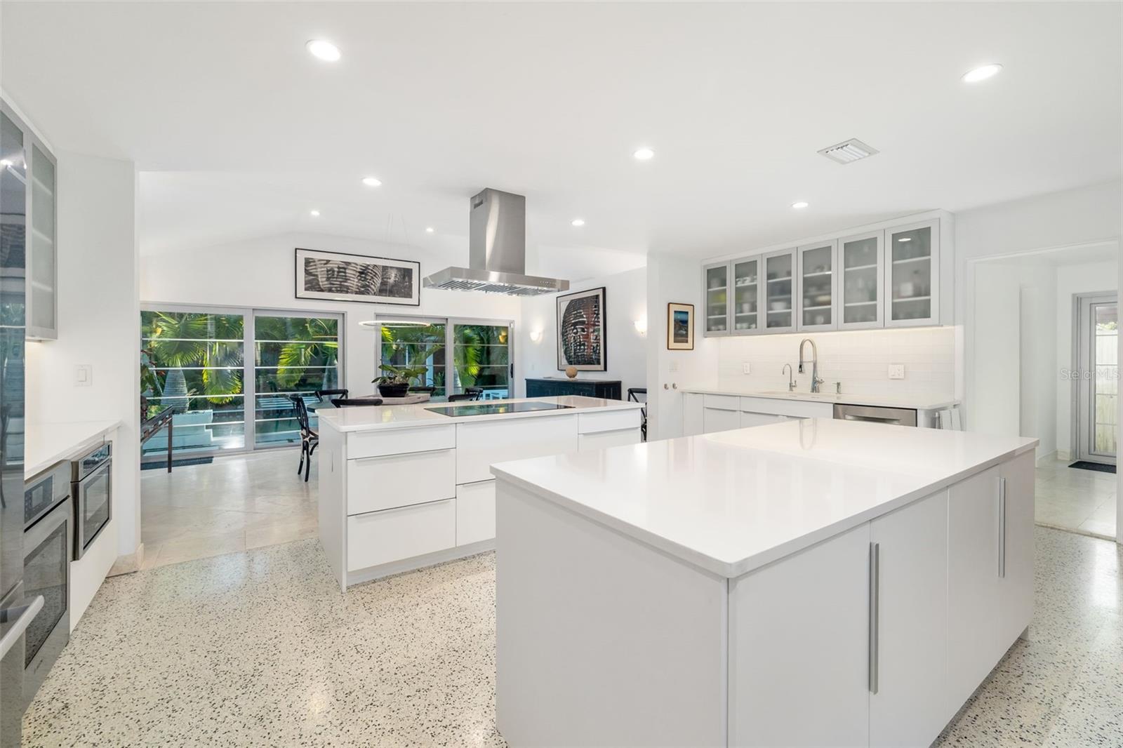 494 SAPPHIRE DR, SARASOTA, FL, 34234
