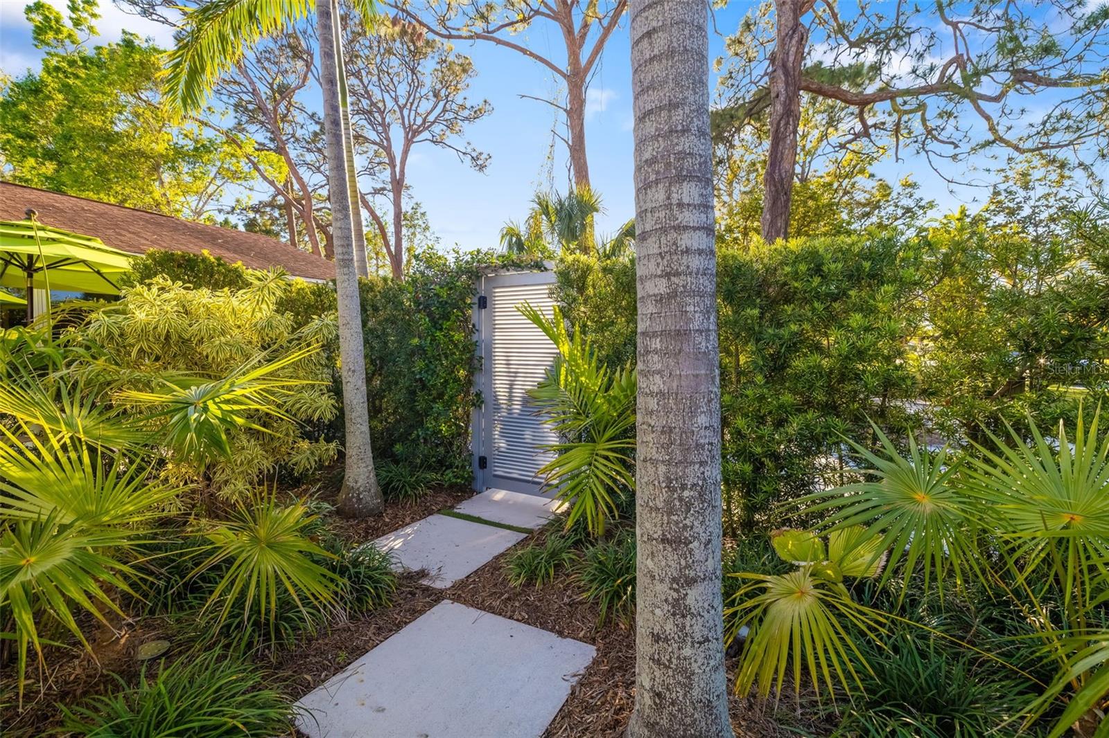494 SAPPHIRE DR, SARASOTA, FL, 34234