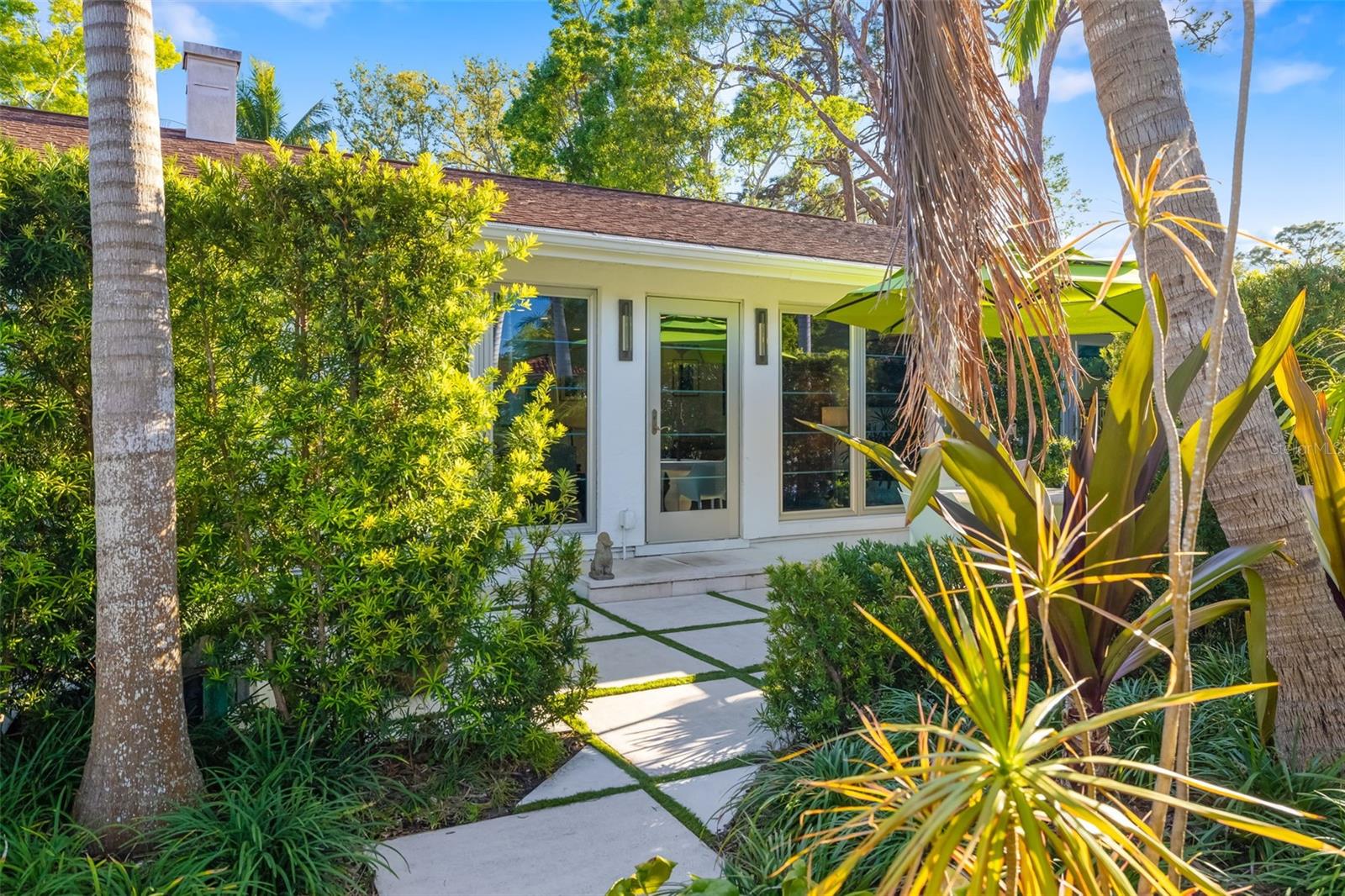 494 SAPPHIRE DR, SARASOTA, FL, 34234