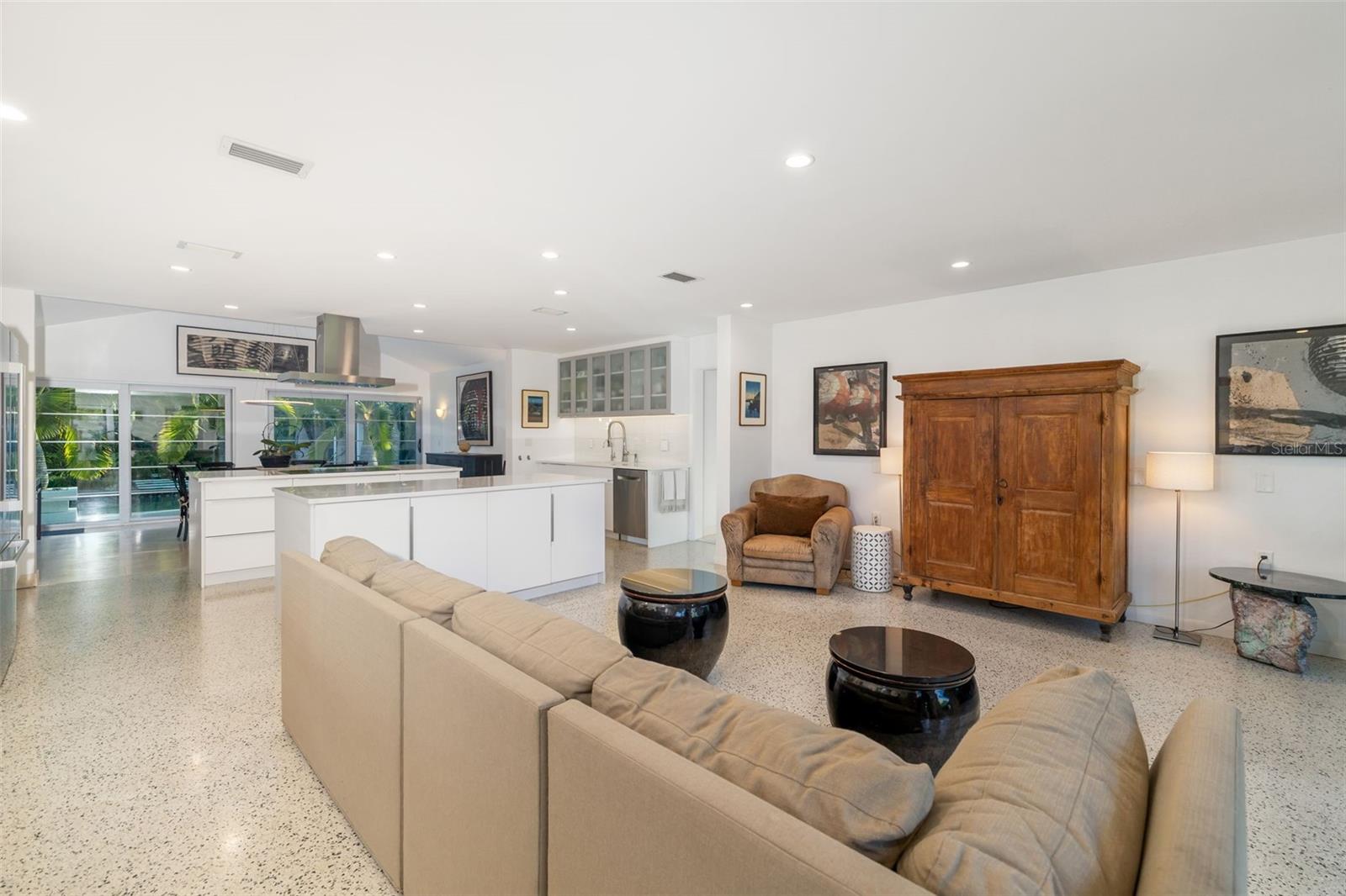 494 SAPPHIRE DR, SARASOTA, FL, 34234