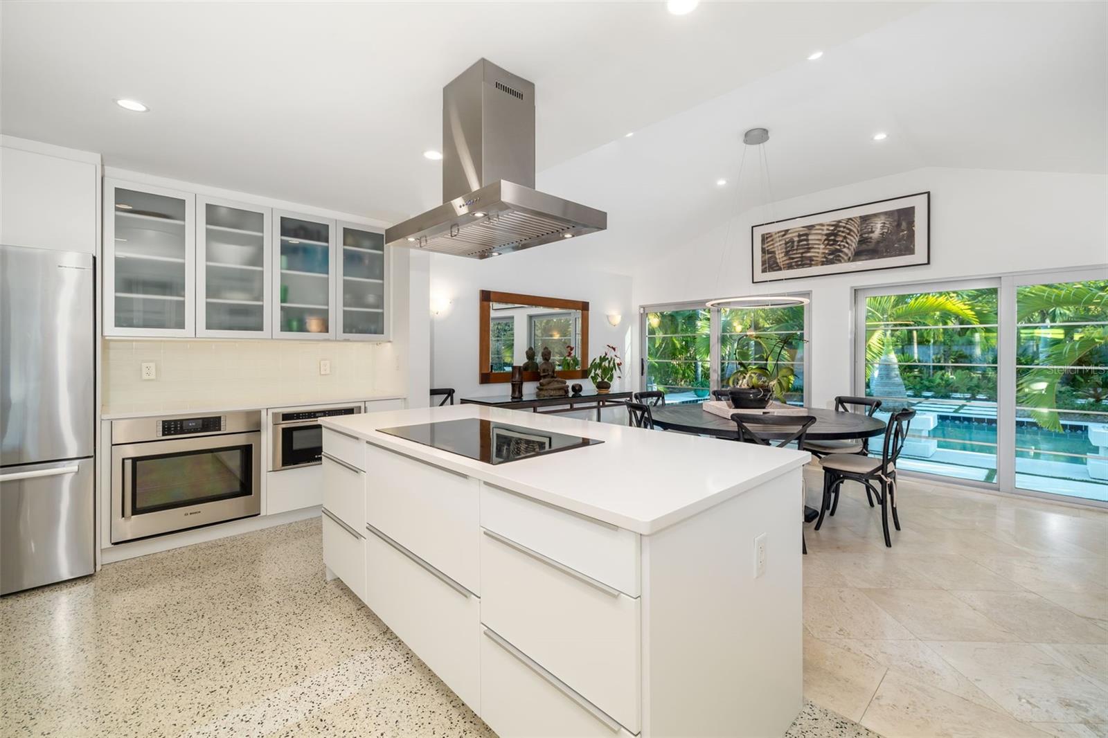 494 SAPPHIRE DR, SARASOTA, FL, 34234