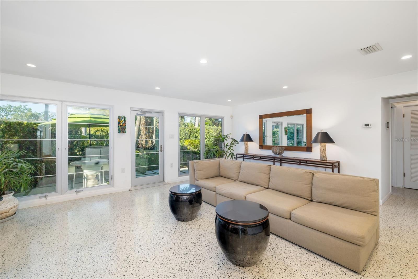 494 SAPPHIRE DR, SARASOTA, FL, 34234