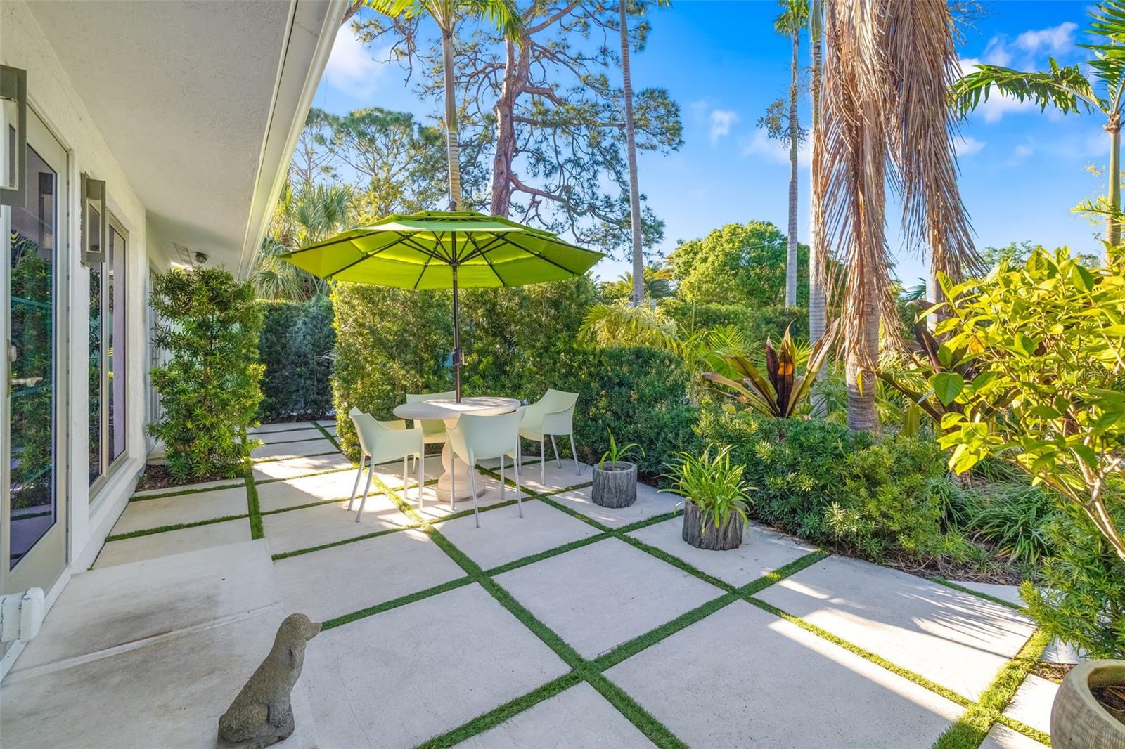494 SAPPHIRE DR, SARASOTA, FL, 34234