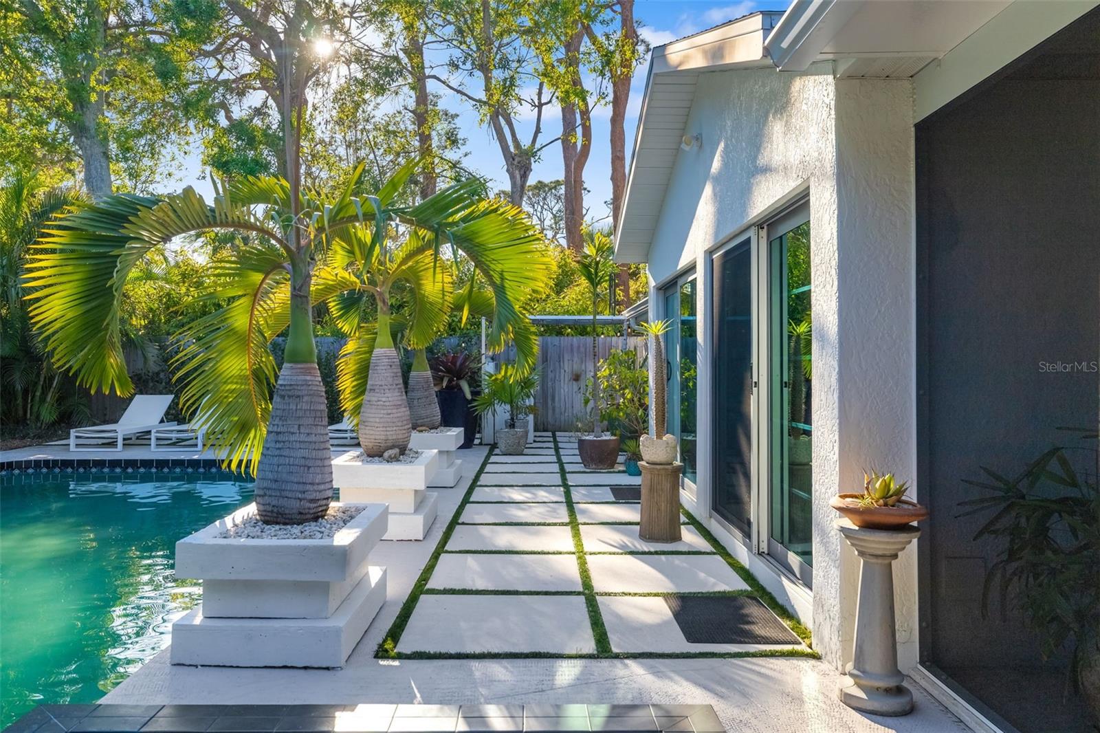 494 SAPPHIRE DR, SARASOTA, FL, 34234