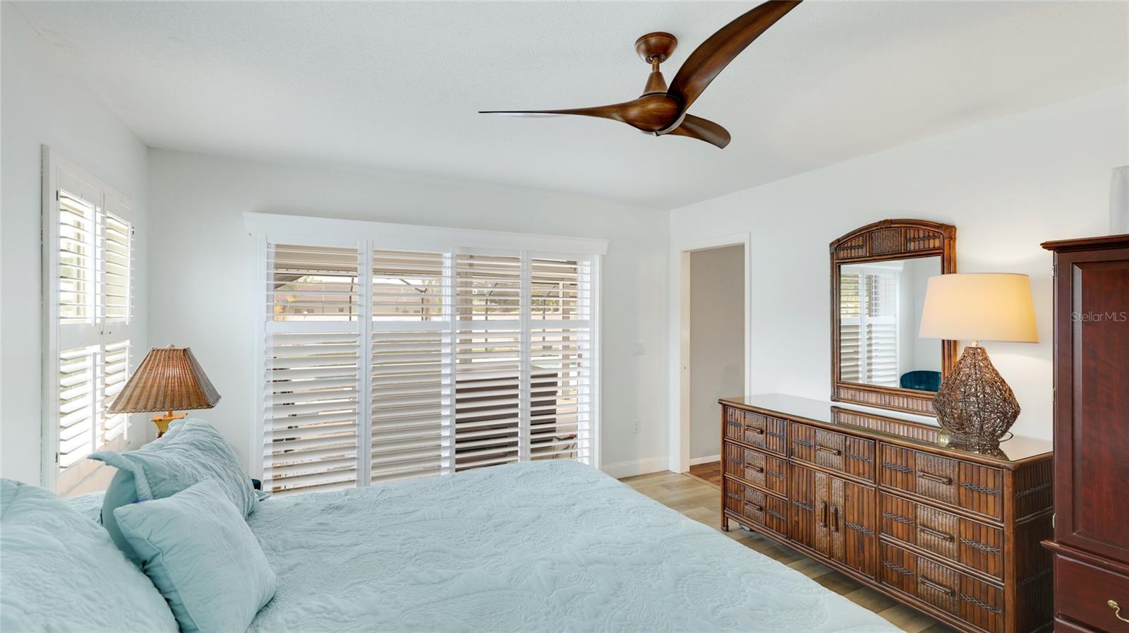 504 WHITFIELD AVE, SARASOTA, FL, 34243