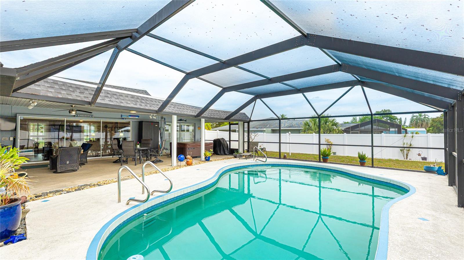 504 WHITFIELD AVE, SARASOTA, FL, 34243