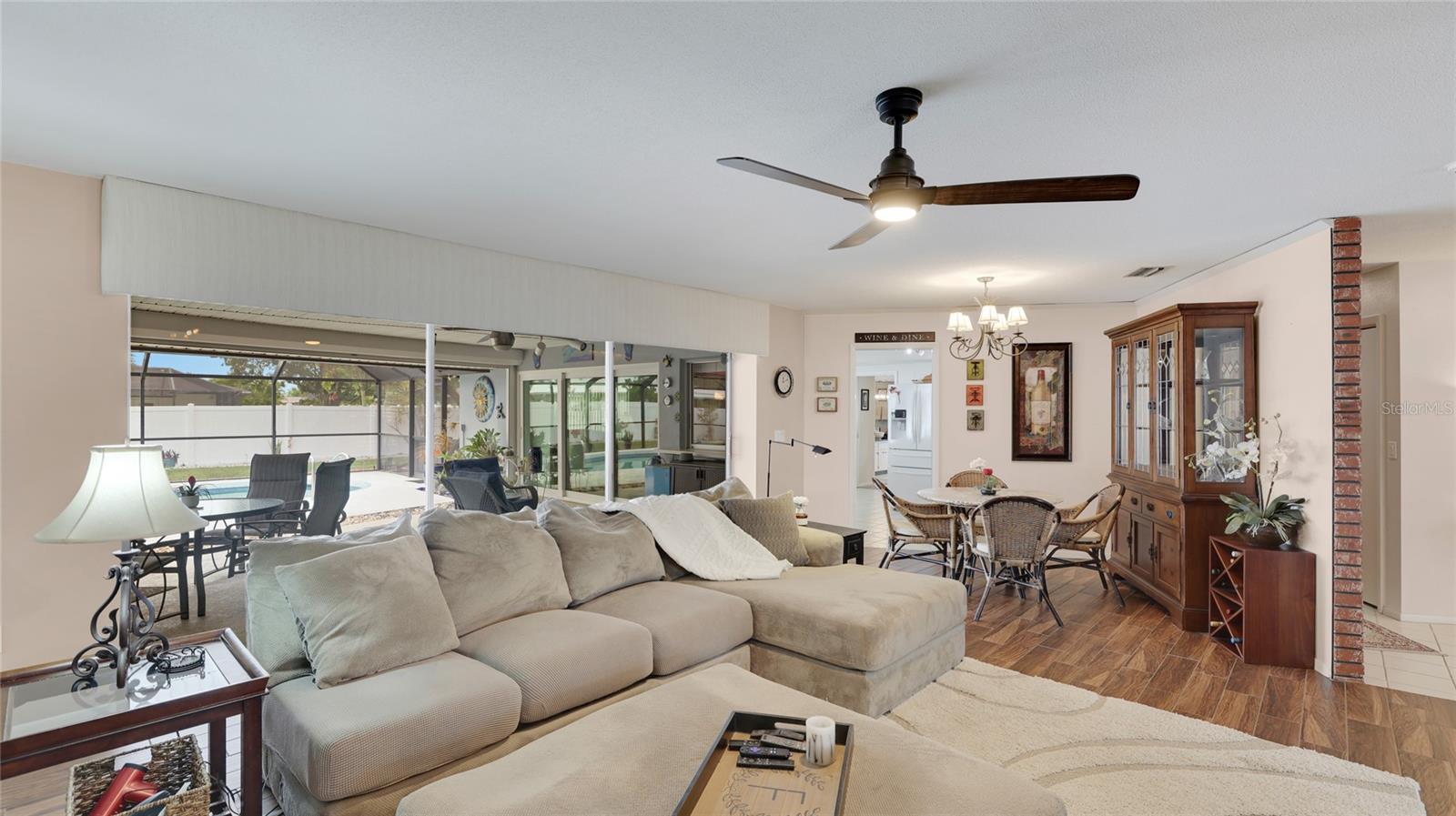 504 WHITFIELD AVE, SARASOTA, FL, 34243