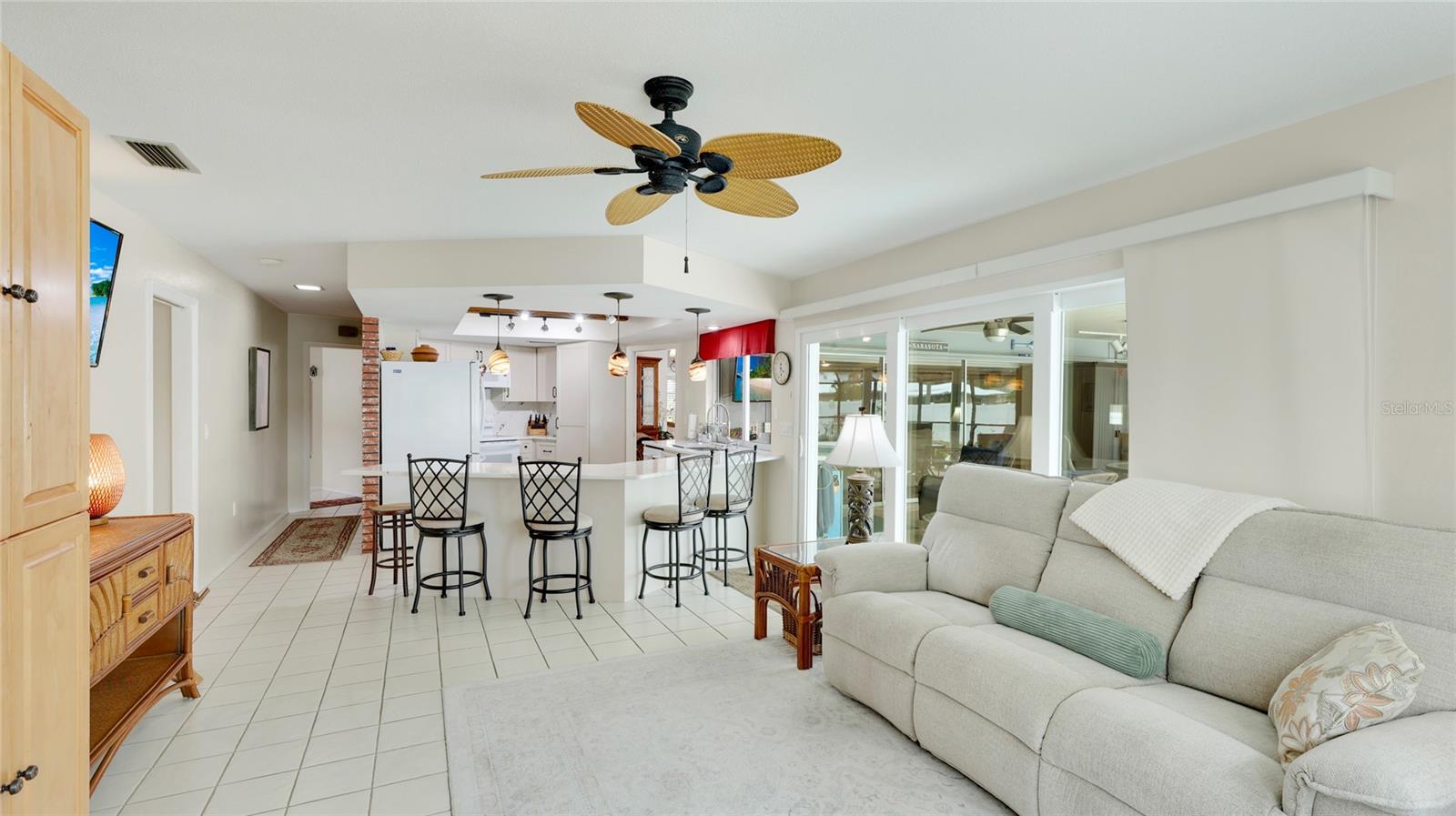 504 WHITFIELD AVE, SARASOTA, FL, 34243