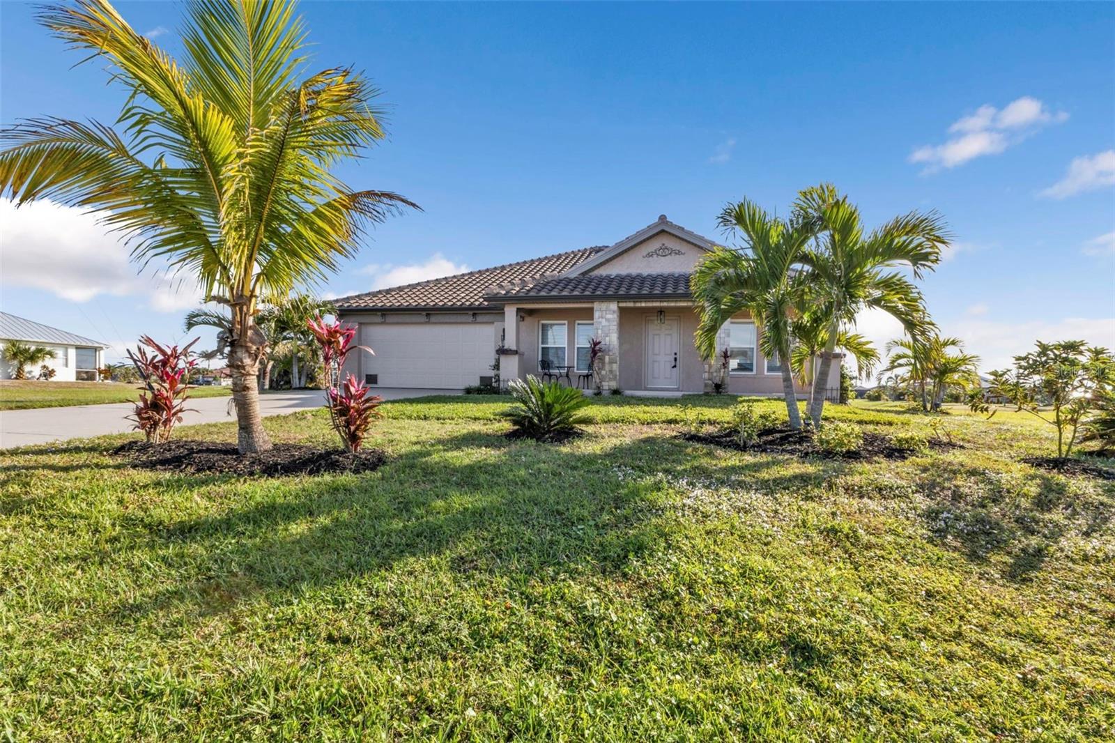 17314 CAPE HORN BLVD, PUNTA GORDA, FL, 33955