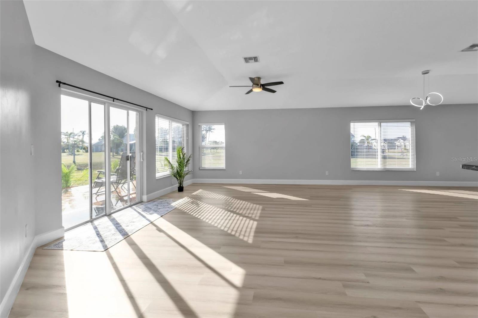 17314 CAPE HORN BLVD, PUNTA GORDA, FL, 33955